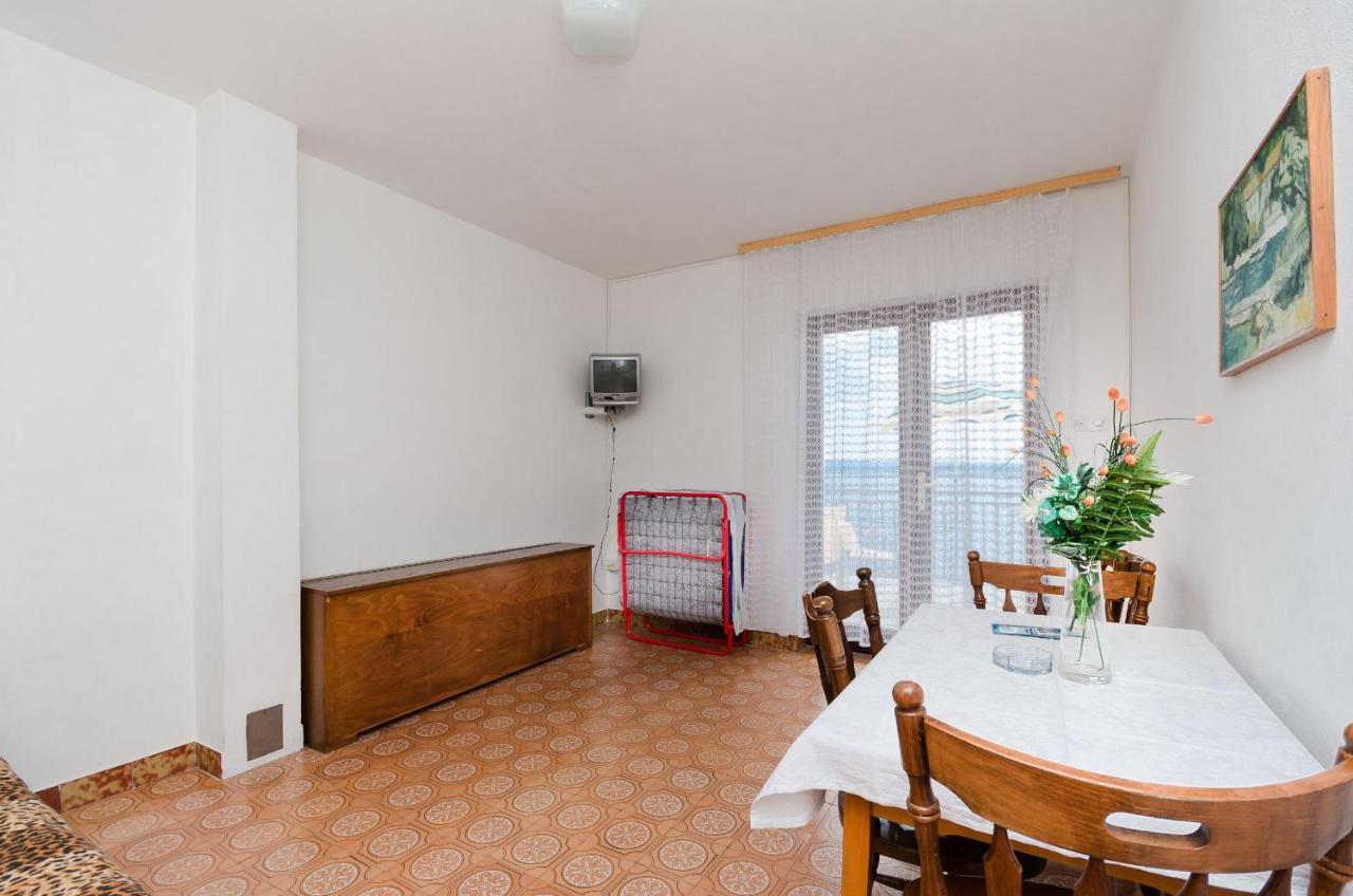Apartments Laura Dramalj Extérieur photo